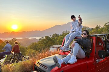 Mount Batur Jeep Sunrise Tour & Hot Spring