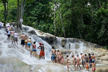  Dunn's River Falls Climb: Private Guided Tour