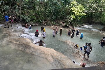 Dunn’s River Falls Taxi from Hotels and Airbnb/Villa in Ocho Rios
