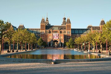 Amsterdam: Rijksmuseum Tour With Entry Tickets (Small Group)