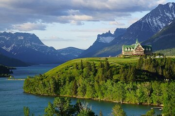 Waterton National Park Adventure Day tour from Calgary