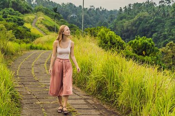 Ubud's Campuhan Ridge Walk: A Self-Guided Audio Tour