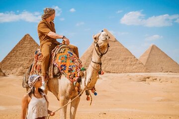 Tour Hurghada to Cairo 3 Pyramids &Egyptian Museum& Grand Museums