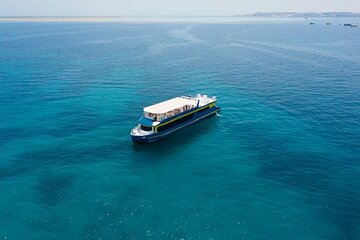 Conquest Semi-Submarine , Snorkeling & Turkish Bath - Hurghada