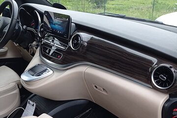 Luxury Private Transfer from Ciampino Airport to Rome Center