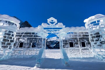 Lake Louise and Johnston Canyon Winter Expedition