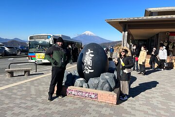 Private bus and guided tour of Hakone Tokyo/Yokohama/Odawara ⇒ Tokyo/Yokohama/Odawara 9 hours 2-4 people