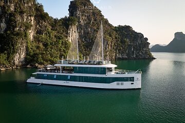 Jade Sails Cruise: Top Choice for a Luxurious Lan Ha Bay Day Trip