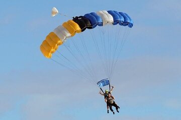 Paragliding Adventure Over Atlas Peaks & Lakes – Marrakech 