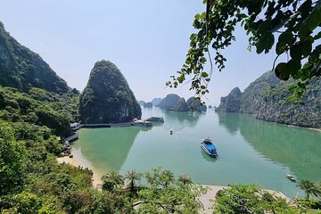 2 Days 1 Night Tour at Hanoi Ninh Binh Ha Long Bay