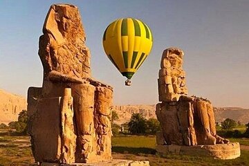Hot air balloon ride included transfers (Luxor city)