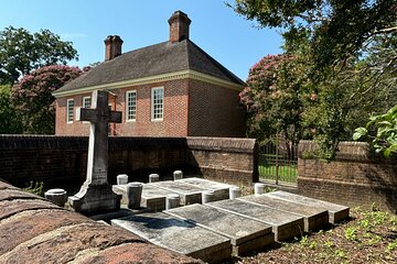 Williamsburg History Guided Walking Tour