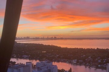 Romantic Miami Helicopter Tour with Champagne for Two