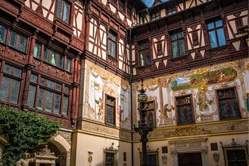 Private Luxury Tour to Peles Castle