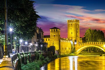 From Venice to Verona, Sirmione & Lake Garda + Spritz Tasting