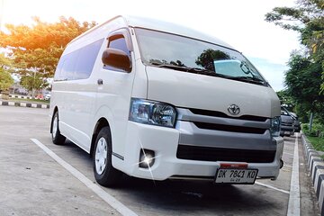 Mini Bus Hiace with 14 seater for Daily Tour and Airport Transfer