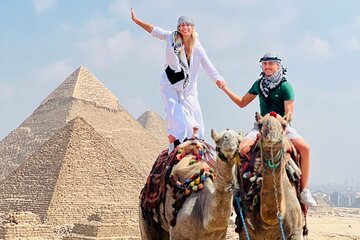 Hurghada Cairo to Pyramids & Museum & Camel Ride Private Day Trip