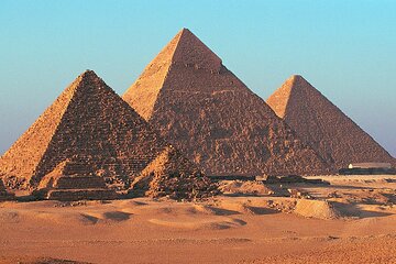 Cairo Day Trip Visit Pyramids, Museum, Sphinx & Lunch - Hurghada