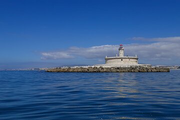 Lisbon: Speedboat adventure to Bugio