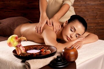 One Hour Massage with Jacuzzi and Sauna in Hurghada