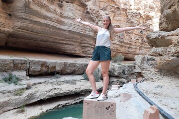 Hidden Caves & Coastal Beauty – Wadi Shab, Sinkhole & Fins Beach