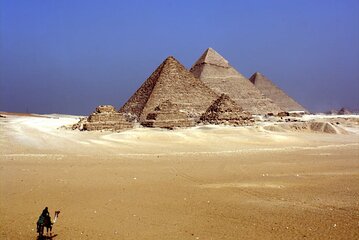 All inclusive Tour in Giza Pyramids,Sphinx,inside pyramid&camels