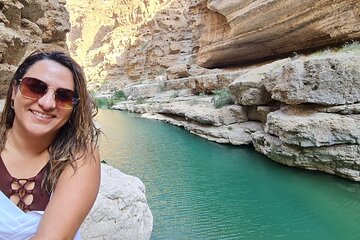 Private Tour Wadi Shab & Sinkhole, Fins Beach Tour – Swim & Hike