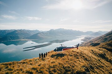 The Grand Circle 30-Minute Helicopter Flight from Queenstown