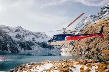 Milford Sound Heli Tour from Queenstown with 2 Alpine Landings