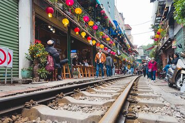 Private Hanoi Walking Tour with Visit Train Street