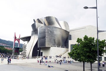 Artist-Guided Tour of the Guggenheim Museum