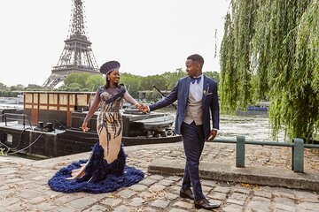 Private Professional Photoshoot in Paris