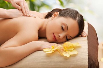 1 Hour Massage with Jacuzzi, Sauna and Steam in Hurghada