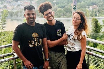 Kandy City Tour with Ambuluwawa by Tuk Tuk