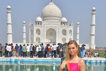 sunrise Taj Mahal & Agra Fort private Tour from Delhi By Car