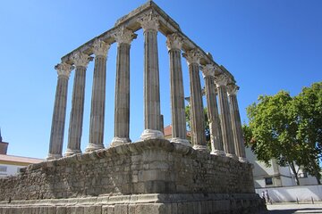 Private Tour: Évora, WineTasting and Monsaraz