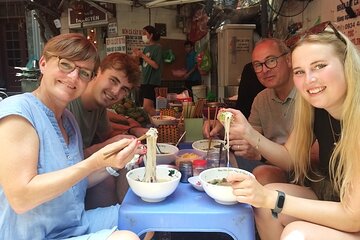 Hanoi Old Quarter Private Street Food Walking Tour