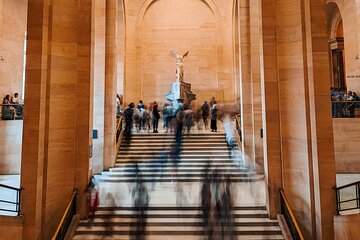 Iconic Private Tour of the Louvre with an Art Historian