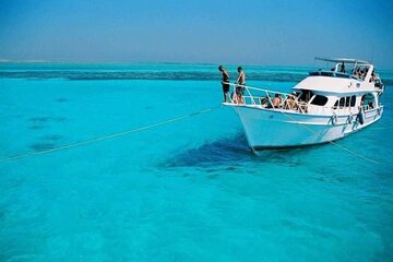 Glass Boat Sea Trip 1 hour With Transportation - Sharm El Sheikh