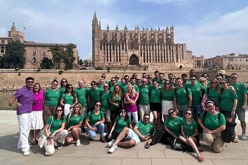 Team Building Scavenger Hunt in Palma de Mallorca