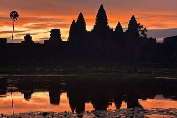  Angkor Sunrise tours with Benteay Srei and Bengmealea Landmine,