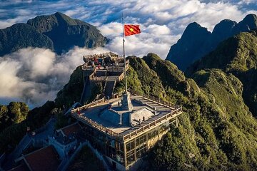 2 days 1 night Sapa trekking at 4 star hotel from Sapa