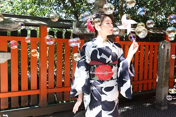 2 min. from Kyoto Station:Japanese traditional experience(kimono)