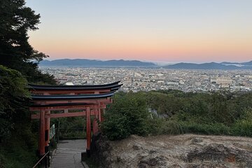 Sunrise Hike at Fushimi Inari Morning Tour