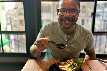 Shibuya: Enjoy Ramen Tasting Tour with Mini Bowls of Ramen