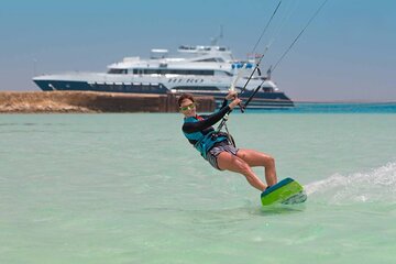 3 Days of Adventure of Kite Surfing Excitement - Hurghada