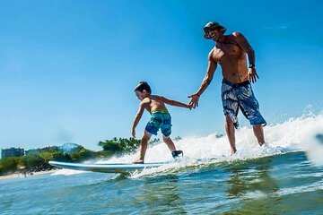 Surfing in Tamarindo Con Mao