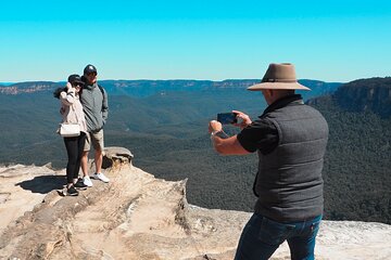 Blue Mountains Small Group Tour with Lunch, Zoo and Scenic World