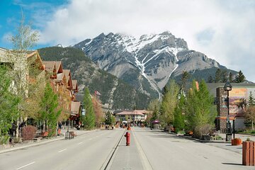 Banff to Calgary Airport | Shared Airport Shuttle Bus