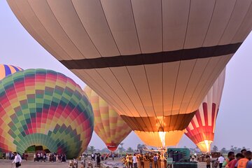 Luxor in a Day West Bank Tour with Hot Air Balloon From Hurghada